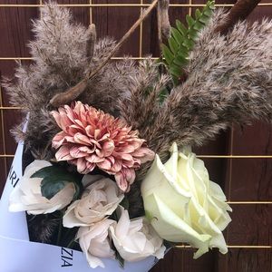 Meet your Posher, Sakura